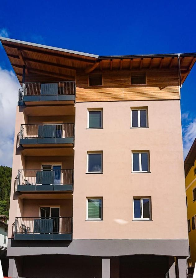 Relais Gentilini Appartement Malè Buitenkant foto